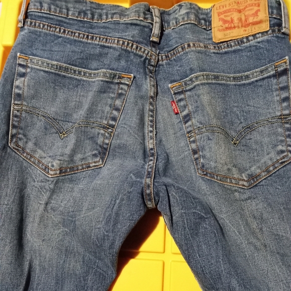Men's Levi's 505's - Picture 5 of 5